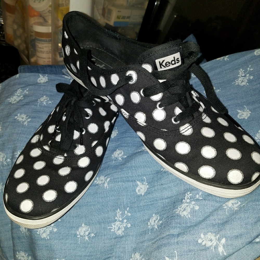 Polka-dot blk/white KEDS sz. 11